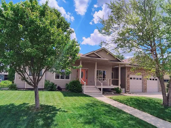 601 Andrew Dr, Crooks, SD 57020