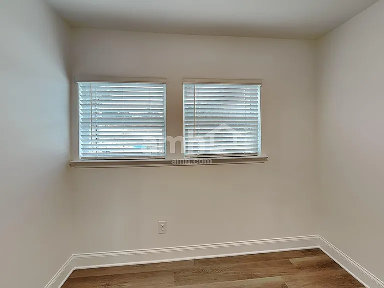 505 Plano Pass — Photo 7