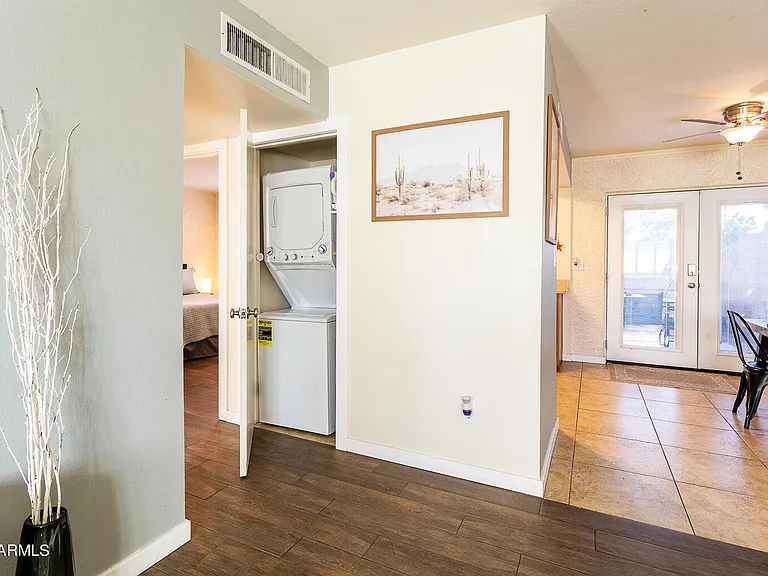 8357 E Thomas Rd — Photo 9
