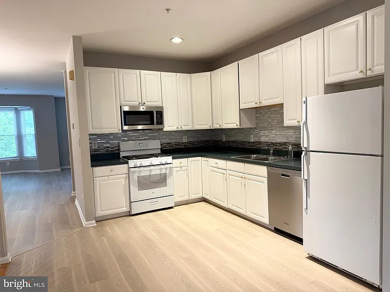 8 Diamond Hill Ct — Photo 4