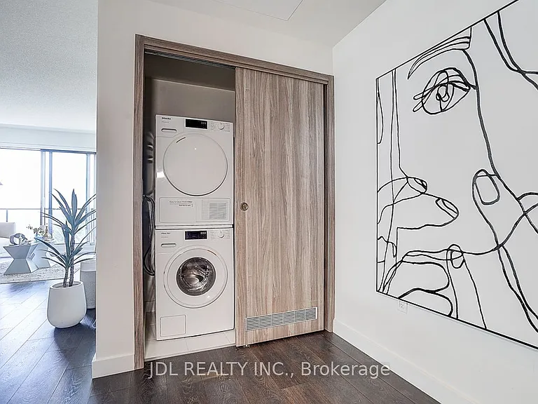 95 McMahon Dr #3102 — Photo 37