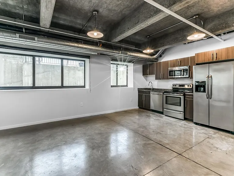Brown Street Lofts — Photo 20