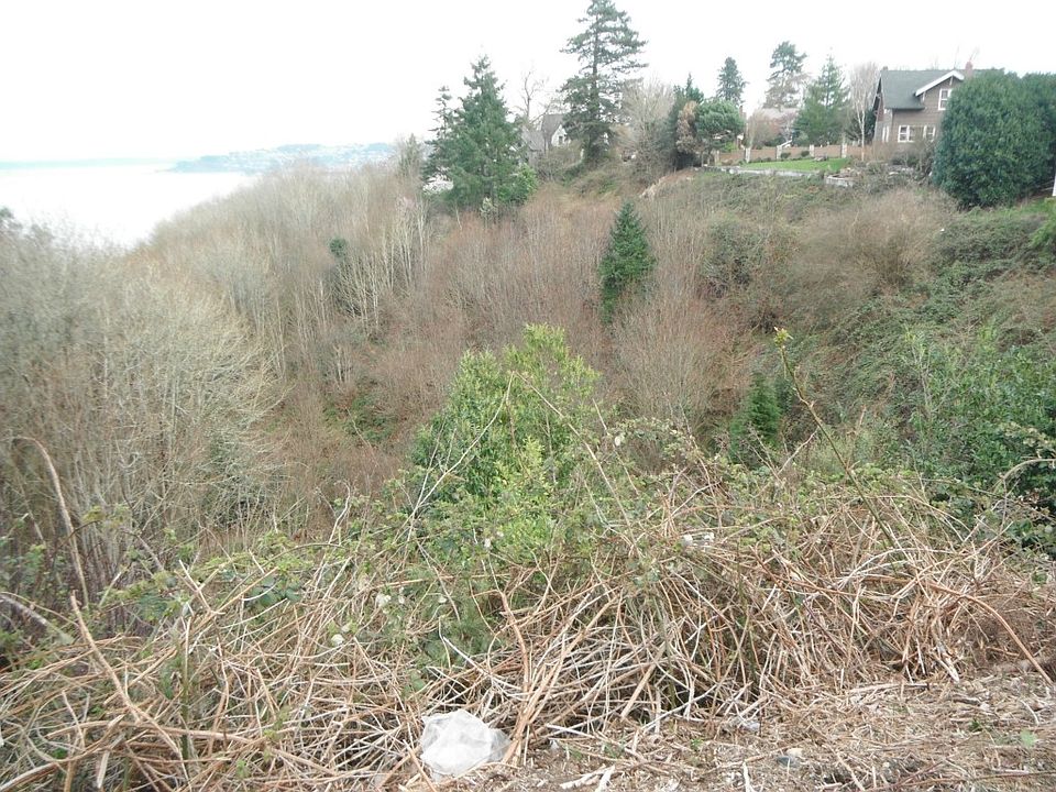 1st image of 4101 N 39th St