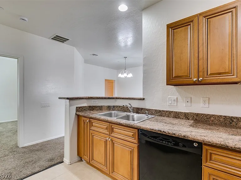 6868 Sky Pointe Dr #2068 — Photo 16