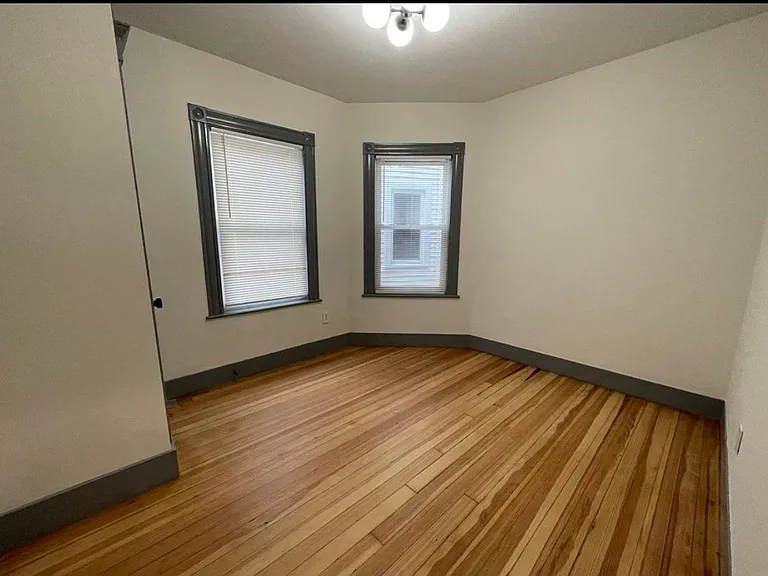 41 Long Ave #1 — Photo 8
