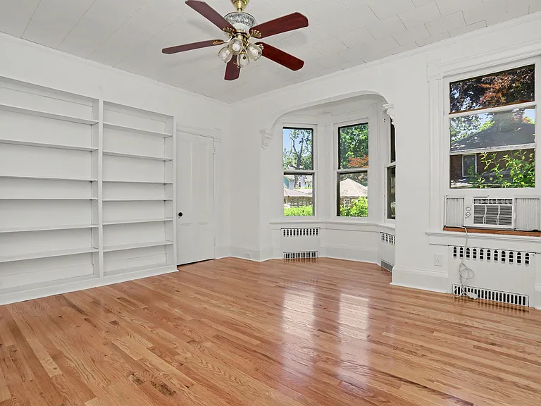 71 Grand St — Photo 15