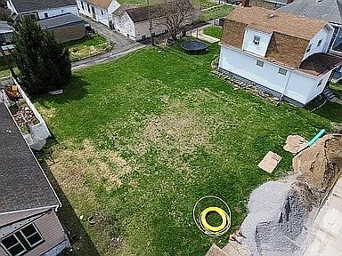 3rd image of 212 Russellwood Ave