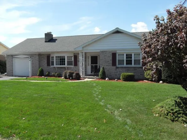 830 Westview Ave, Manheim, PA 17545