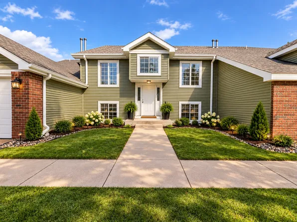 8291 Stockbridge Cir #14LL, Eden Prairie, MN 55344