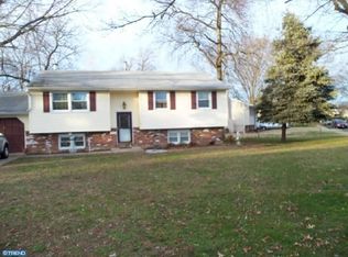 2 Kilby St, Lumberton, NJ 08048