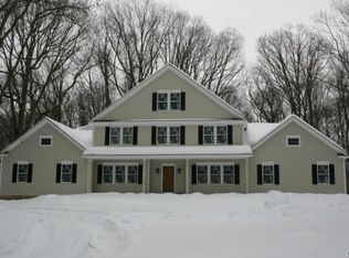 25 Standish Dr, Ridgefield, CT 06877