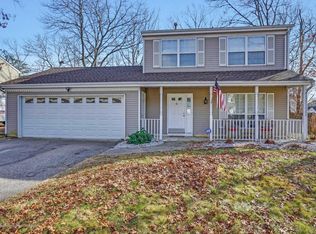 11 Tanglewood Dr, Barnegat, NJ 08005
