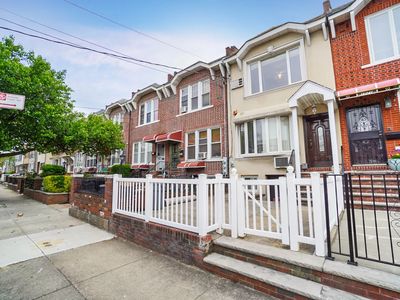 1069 Bay Ridge Pkwy, Brooklyn, NY, 11228