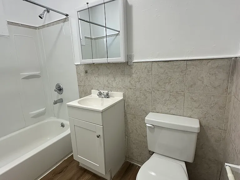 59 Derby Ave #2LL — Photo 5