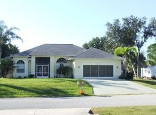 3905 Champagne Ave, North Port, FL 34287