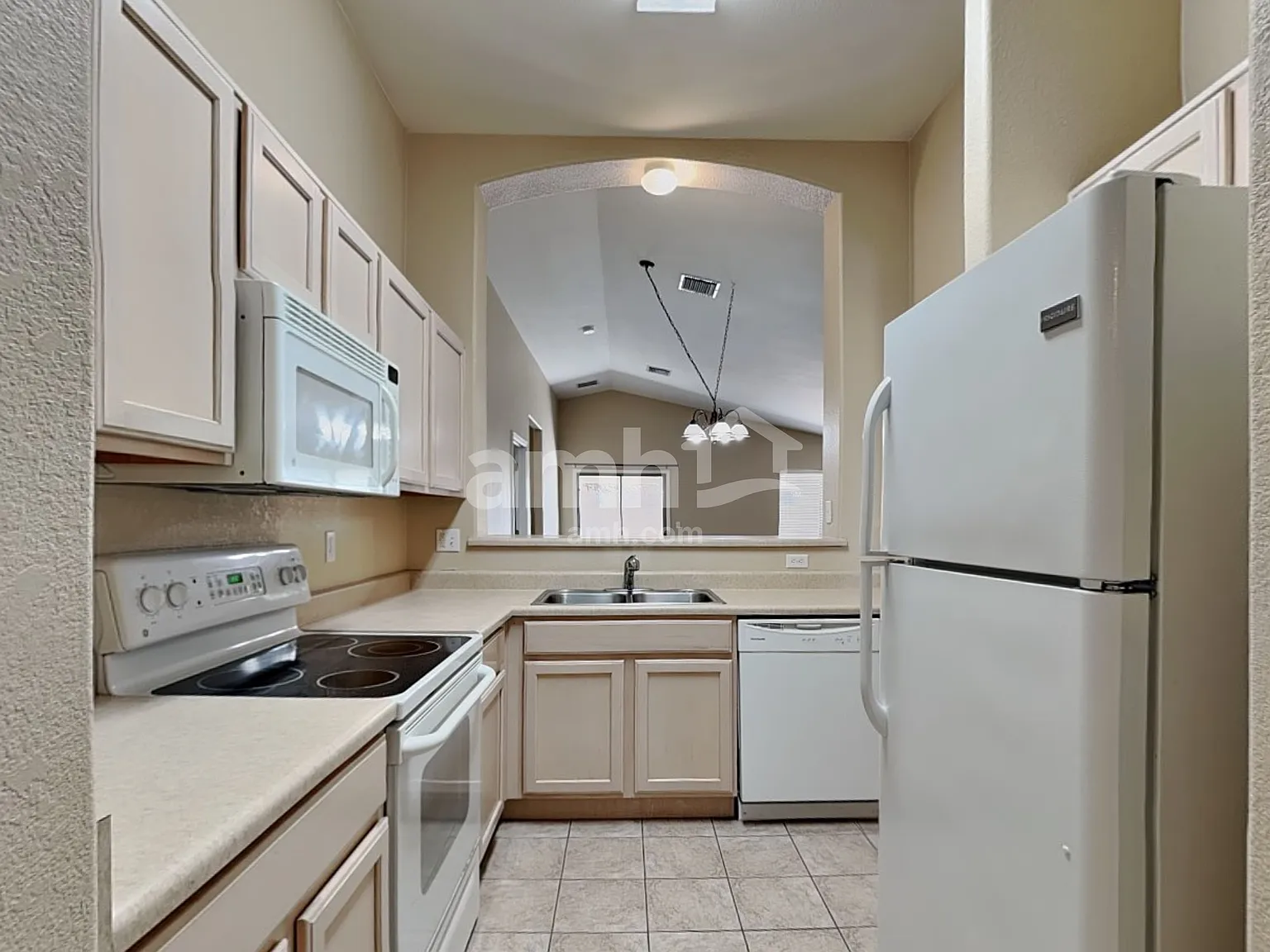 2 bed, 2.0 bath, 1265 sqft, $1,815 — Photo 3
