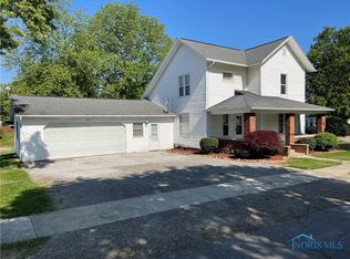 107 N High St, West Unity, OH 43570