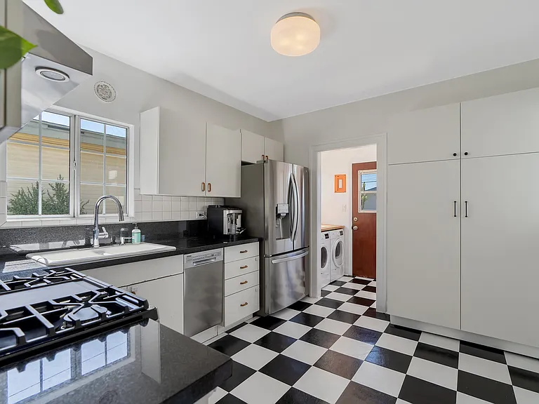 5124 Range View Ave — Photo 9