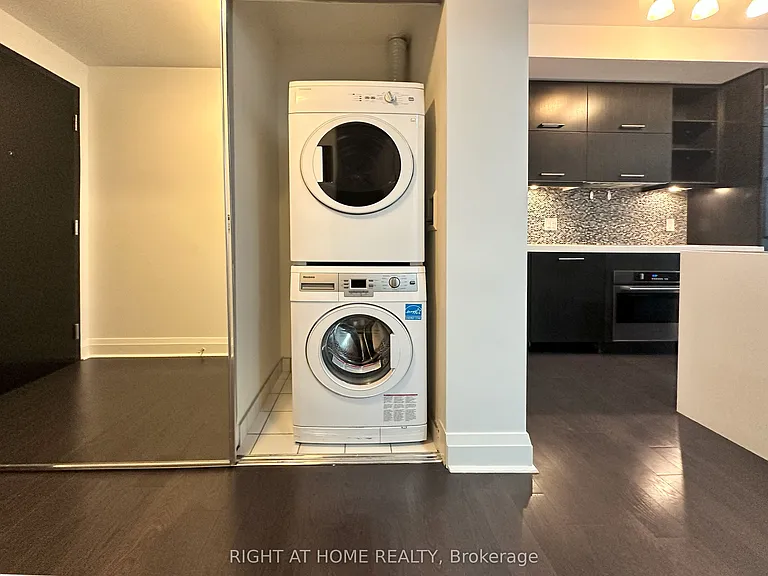 65 Saint Mary St #1808 — Photo 9