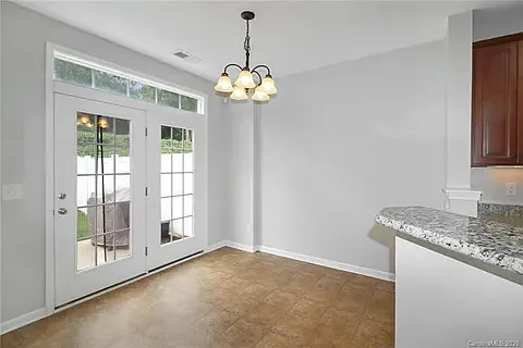 448 Battery Cir — Photo 9