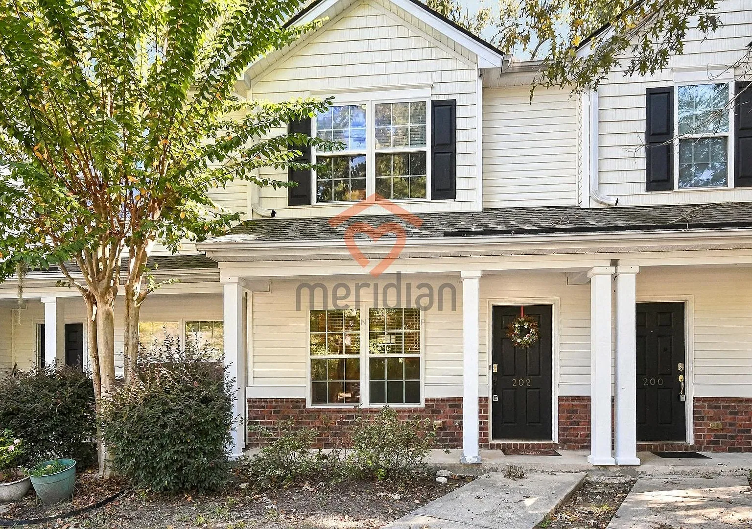 2 bedroom / 2.5 townhome ~ Move-in Today! — Photo 1