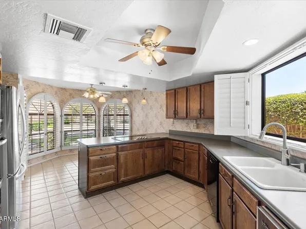 11657 N 41ST Place, Phoenix, AZ 85028