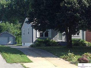 4664 Spring St, Omaha, NE 68106