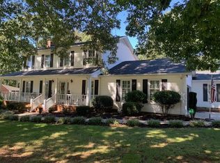 208 Hammett Bridge Rd, Greer, SC 29650