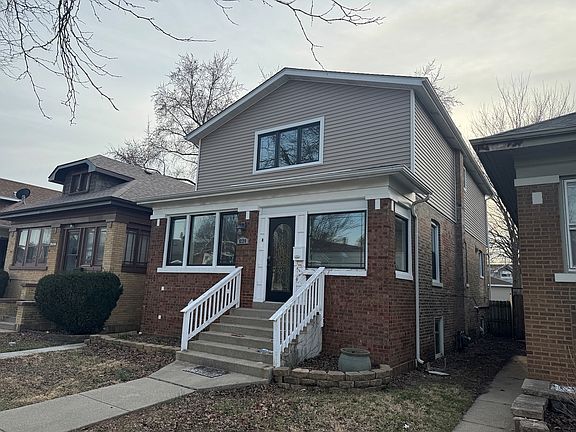 3rd image of 1220 Wisconsin Ave