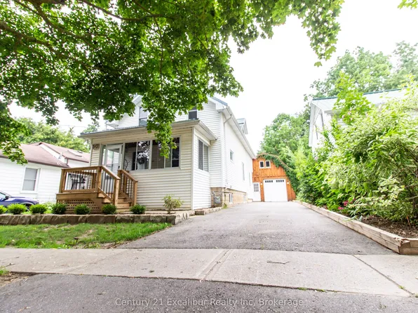 147 Saint George St E, Centre Wellington, ON N1M 1K2