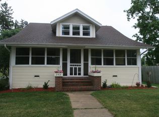 202 Church St, Brooklyn, WI 53521