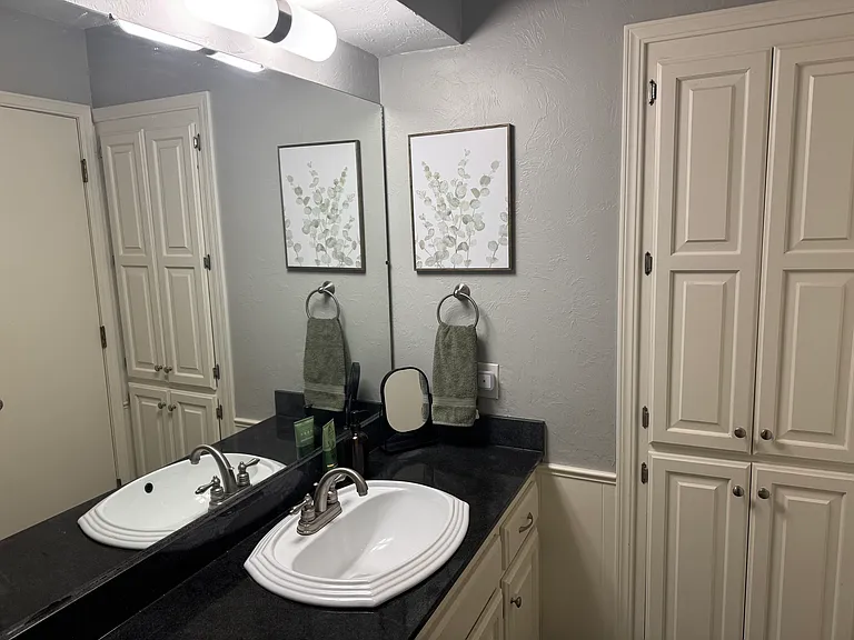 2902 Village Cir — Photo 16