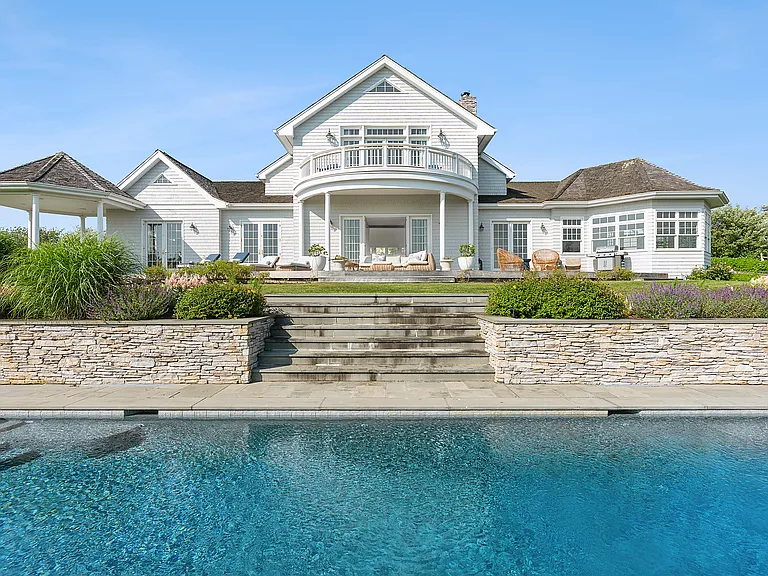 83 Startop Dr — Photo 26