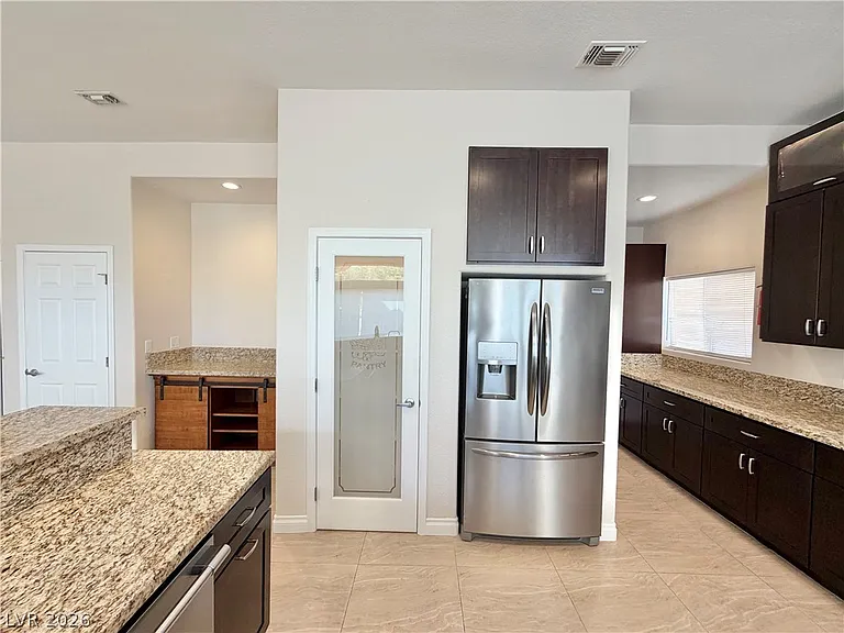 10541 Broom Hill Dr — Photo 7