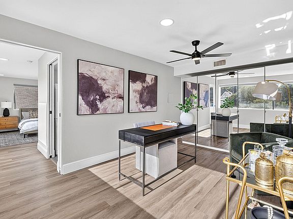 4th image of 904 West Ave APT 201