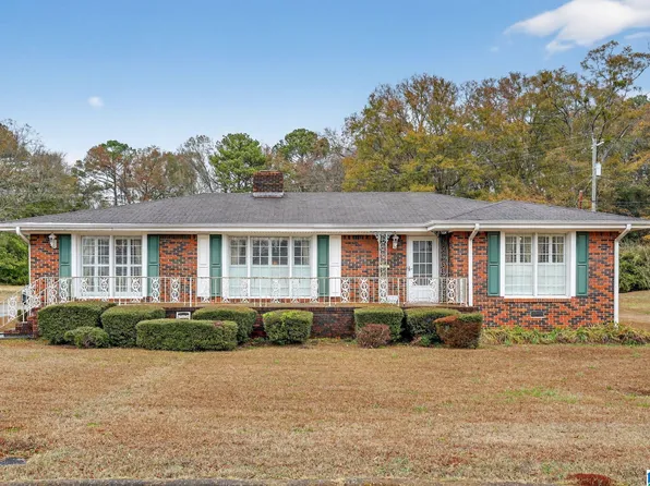 1009 Cook Dr, Sylacauga, AL 35150