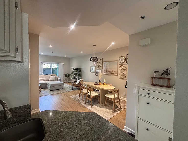 1310 E Orange Grove Blvd — Photo 10
