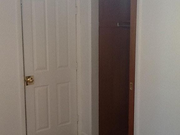 Formal Dining Rm/ 2nd Closet