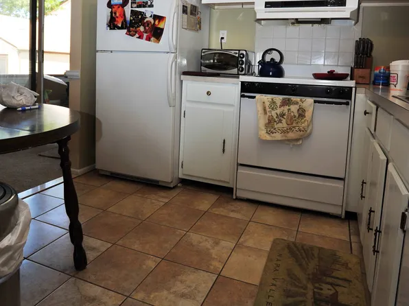 P13 Avon Dr, East Windsor, NJ 08520