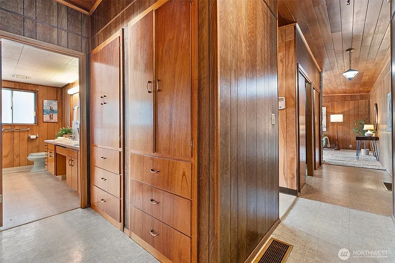 Thumbnail 18