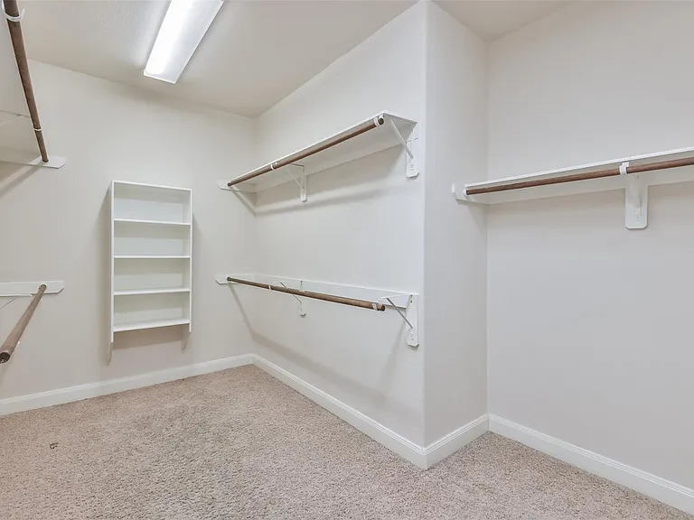 10403 Monticello Hill Dr — Photo 31
