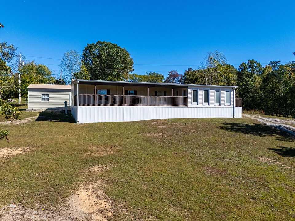 1st image of 319 Log Cabin Rd