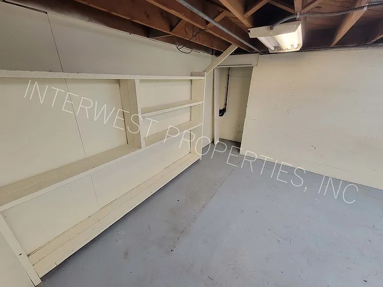 7924 SE Woodstock Blvd — Photo 15