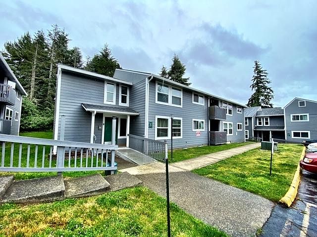 1st image of 2127 12th St APT A103