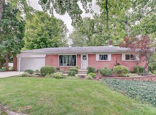 1628 Fry Rd, Greenwood, IN 46142