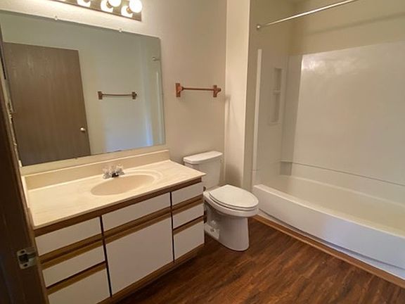 5th image of 480-500 W Juneau St #500H