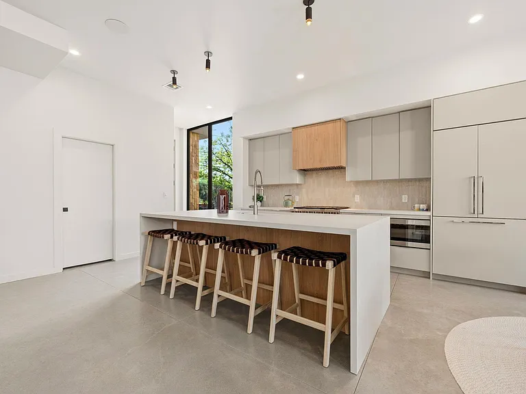 1403 Barton Hills Dr #1 — Photo 12
