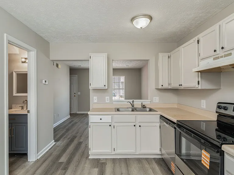 1210 Pin Oak Dr — Photo 7