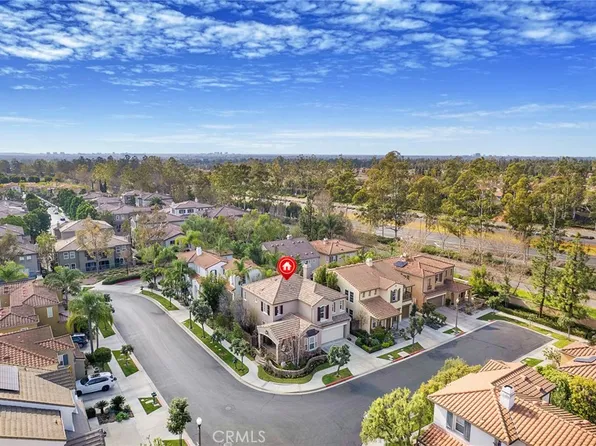 8 Versailles, Irvine, CA 92602