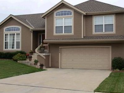 509 E Dogwood St, Gardner, KS, 66030